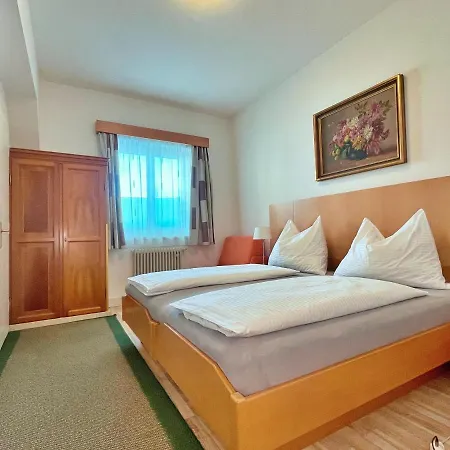 Gartenhotel Garni 2*