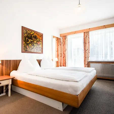 Gartenhotel Garni 2*