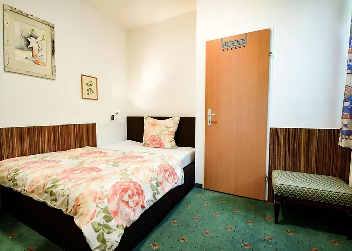 Ξενοδοχείο Gartenhotel Garni