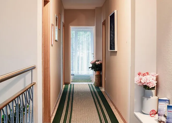 Hotel Gartenhotel Garni 2*