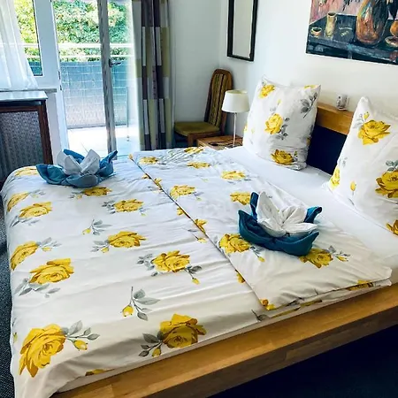 Gartenhotel Garni Hotel 2*