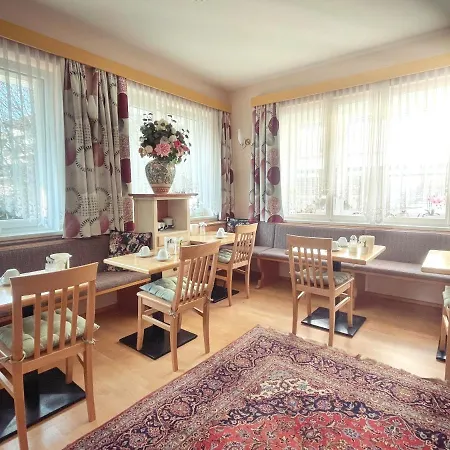 Gartenhotel Garni 2* Innsbruck